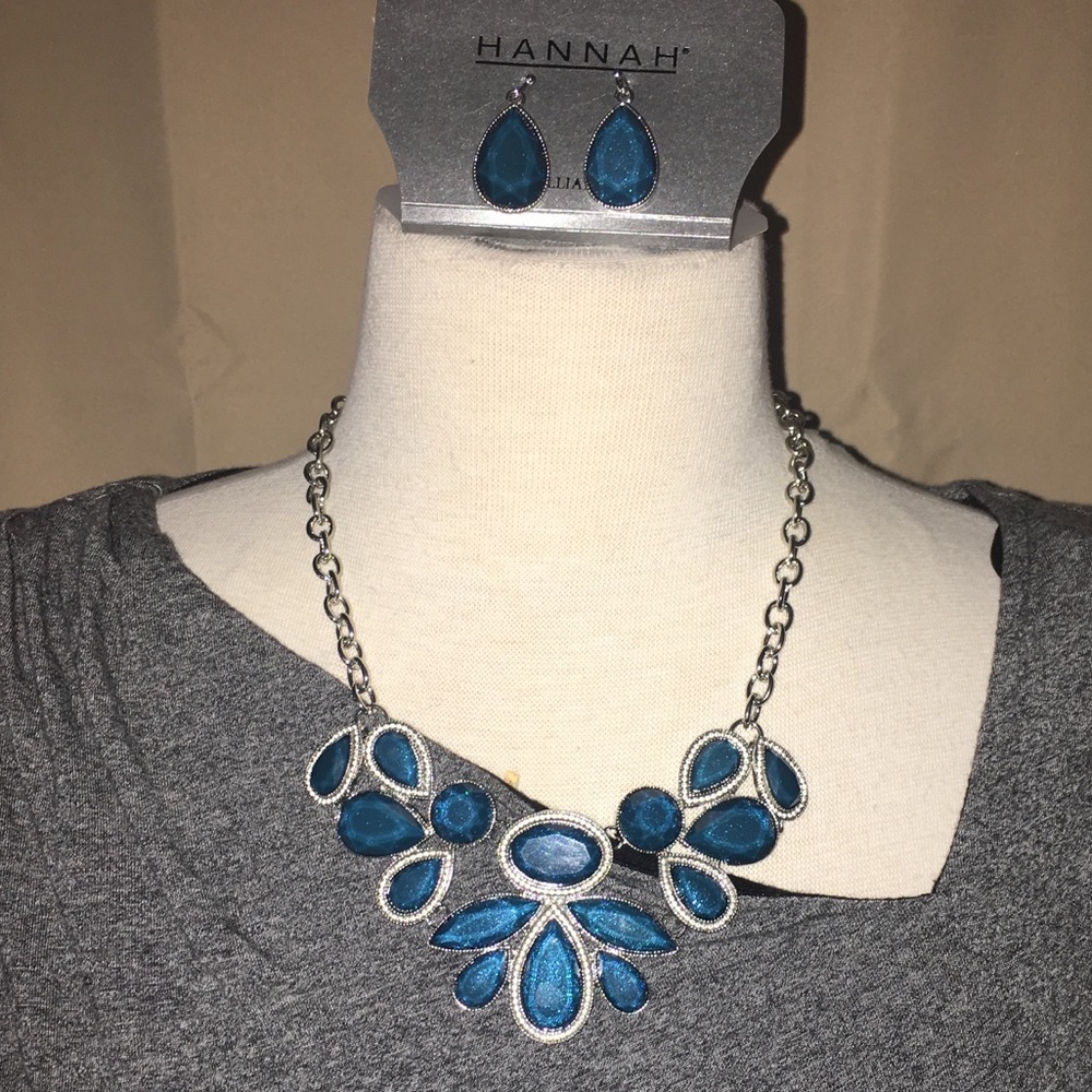 Hannah Necklace and Earrings set